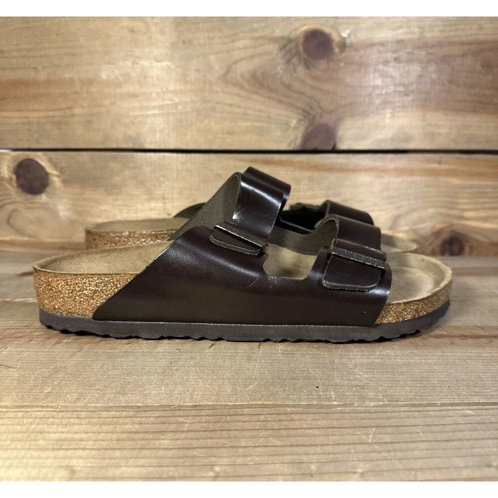 NEW Mens Size 11 Birkenstock Arizona BS Brown Leather Two-Strap Buckle Sandals